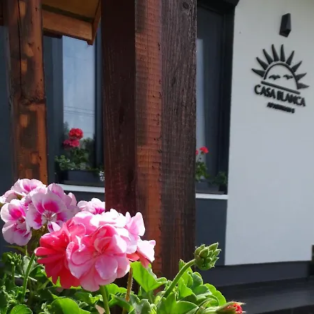 Casa Blanca Ii Сasa de vacaciones Balatonfenyves